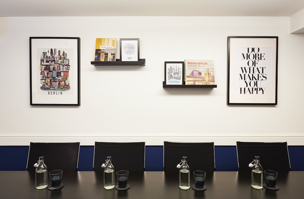 Hotel Indigo Berlin – Ku’damm by IHG — Hotel building in Berlin, Berlin