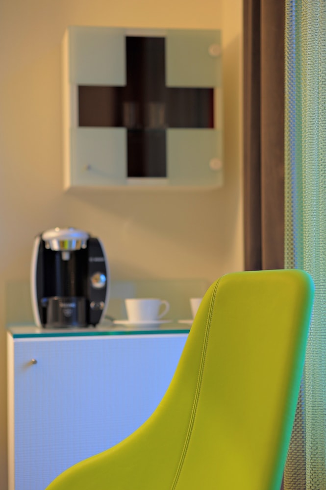Hotel Indigo Berlin – Ku’damm by IHG — Hotel rooms in Berlin, Berlin