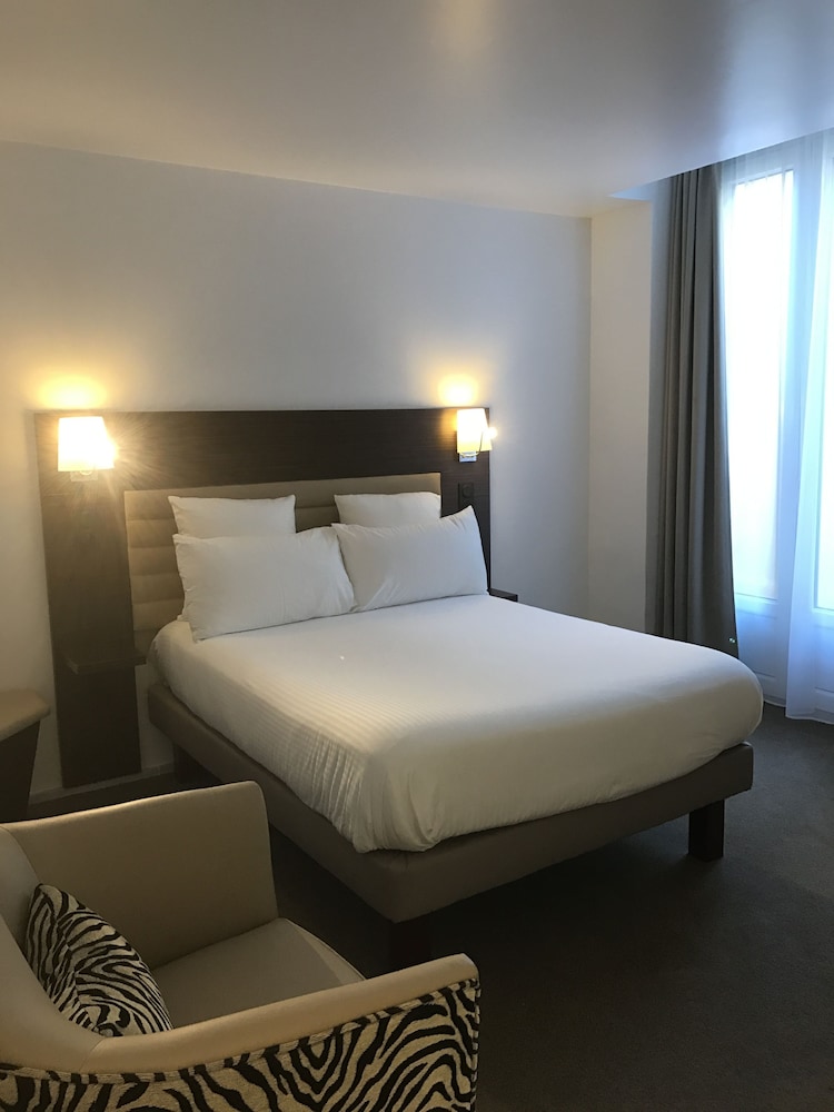 Hôtel & Appartements Monsigny — Hotel rooms in Nice, Provence-Alpes-Cote d'Azur