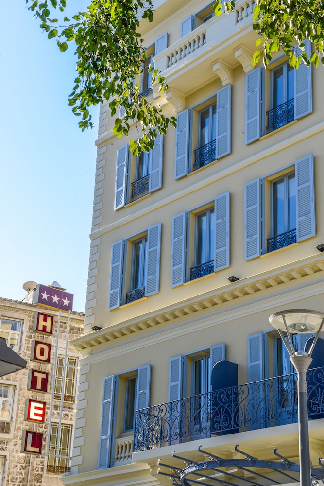 Hôtel & Appartements Monsigny — Hotel building in Nice, Provence-Alpes-Cote d'Azur