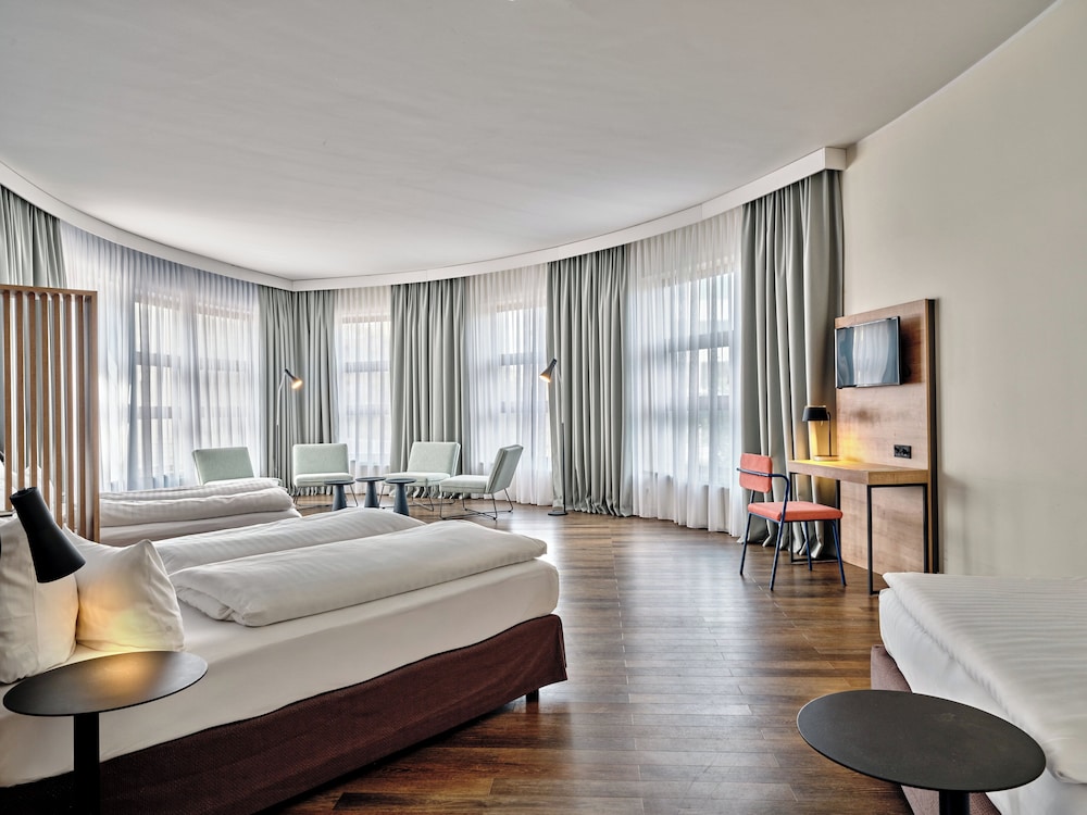Garner Hotel Berlin - Schöneberg by IHG — Hotel rooms in Berlin, Berlin