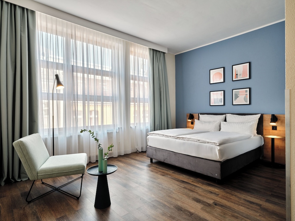 Garner Hotel Berlin - Schöneberg by IHG — Hotel rooms in Berlin, Berlin