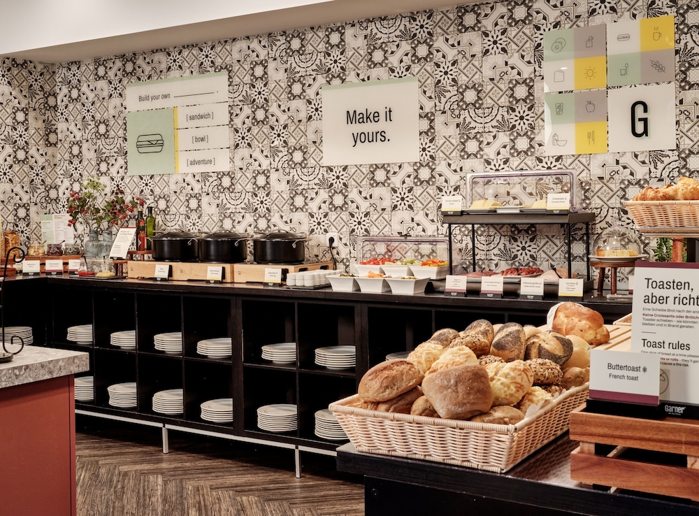 Garner Hotel Berlin - Schöneberg by IHG — Restaurant & bars in Berlin, Berlin