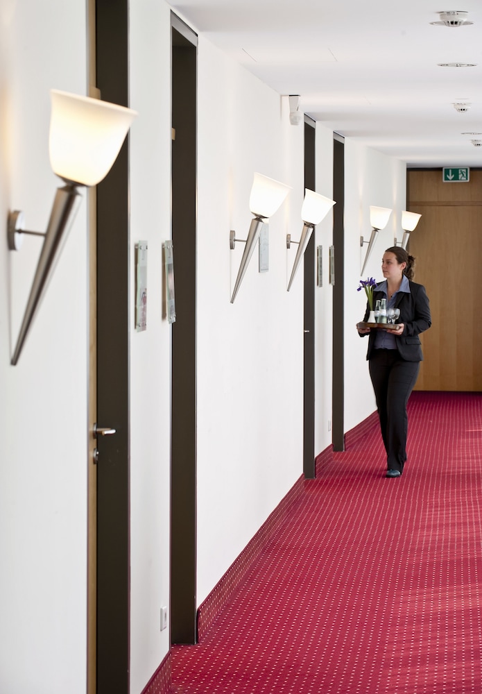 Come Inn Berlin Kurfürstendamm — Hotel building in Berlin, Berlin