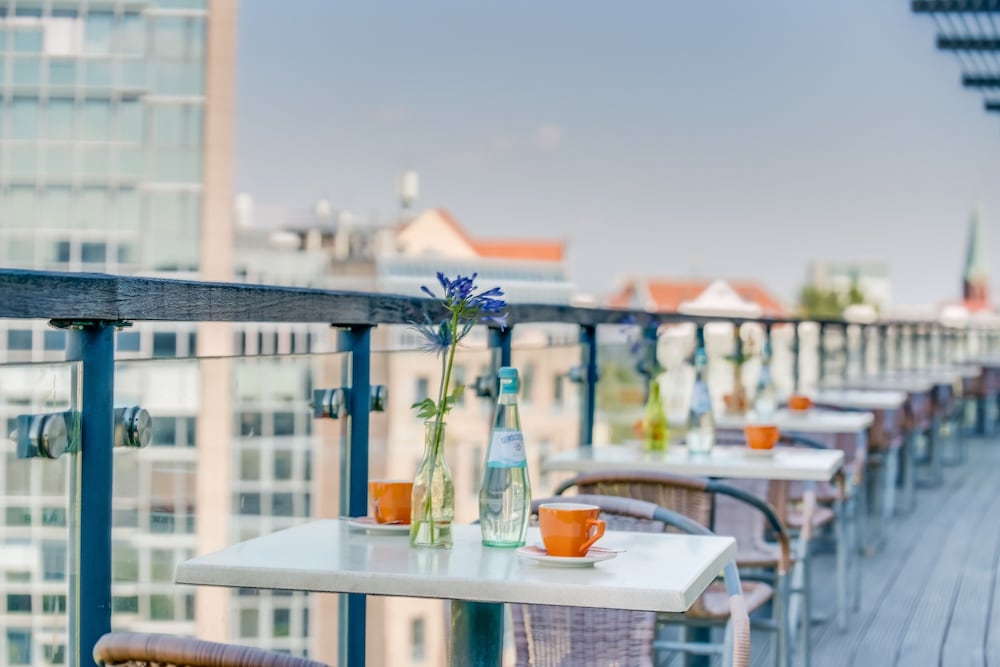 Come Inn Berlin Kurfürstendamm — Restaurant & bars in Berlin, Berlin