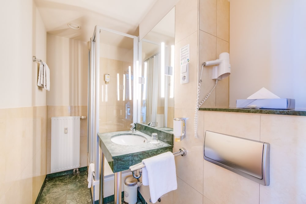 Come Inn Berlin Kurfürstendamm — Hotel rooms in Berlin, Berlin