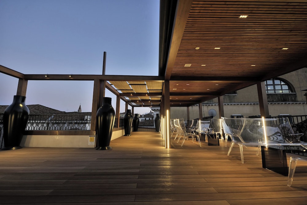 Al Theatro Palace — Restaurant & bars in Venice, Veneto