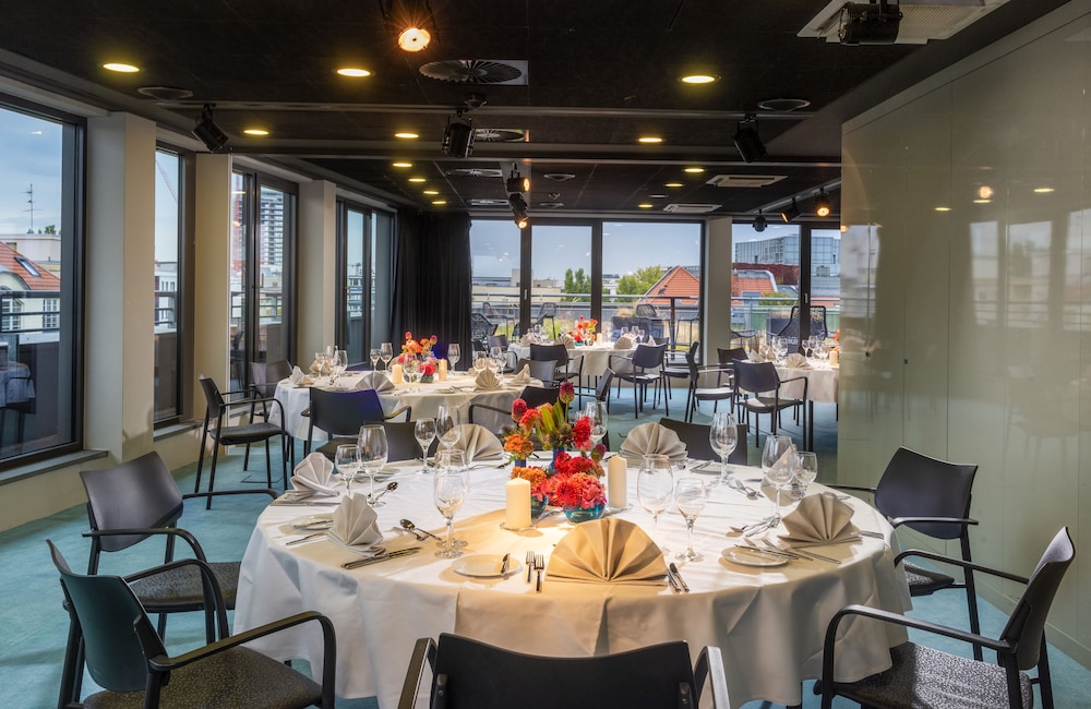 SANA Berlin Hotel — Restaurant & bars in Berlin, Berlin