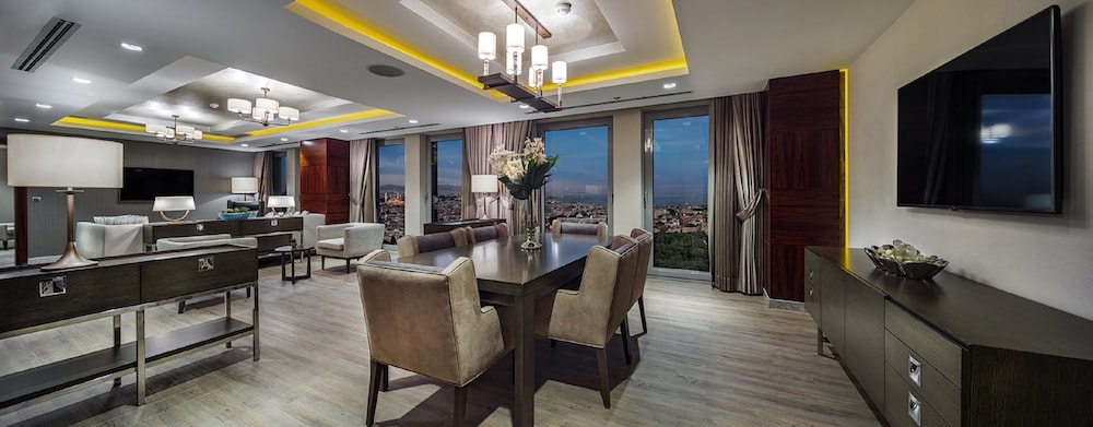 DoubleTree by Hilton Istanbul Topkapi — Hotel rooms in Istanbul, Istanbul