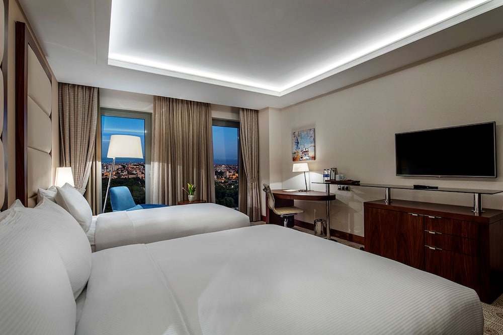 DoubleTree by Hilton Istanbul Topkapi — Hotel rooms in Istanbul, Istanbul