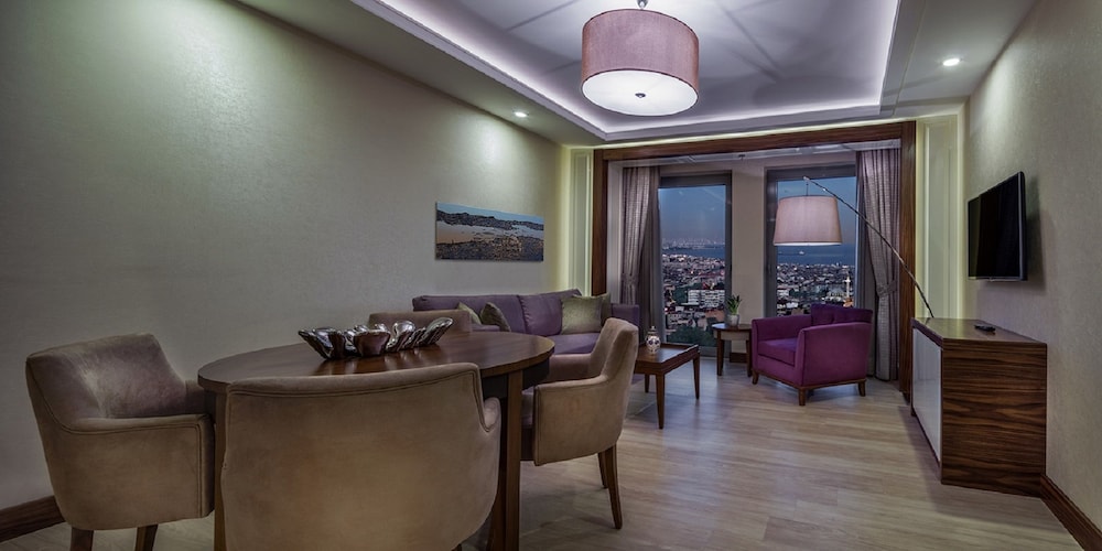 DoubleTree by Hilton Istanbul Topkapi — Hotel rooms in Istanbul, Istanbul