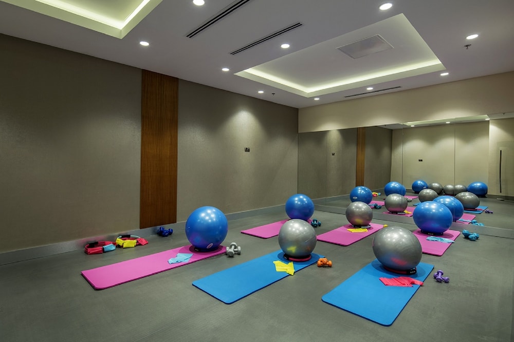 DoubleTree by Hilton Istanbul Topkapi — Sports & recreation in Istanbul, Istanbul