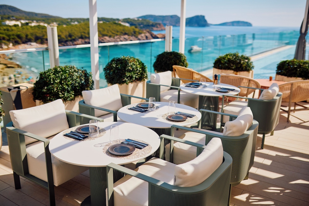 BLESS Ibiza Cala Nova - The Leading Hotels of the World — Restaurant & bars in Santa Eulalia, Balearic Islands