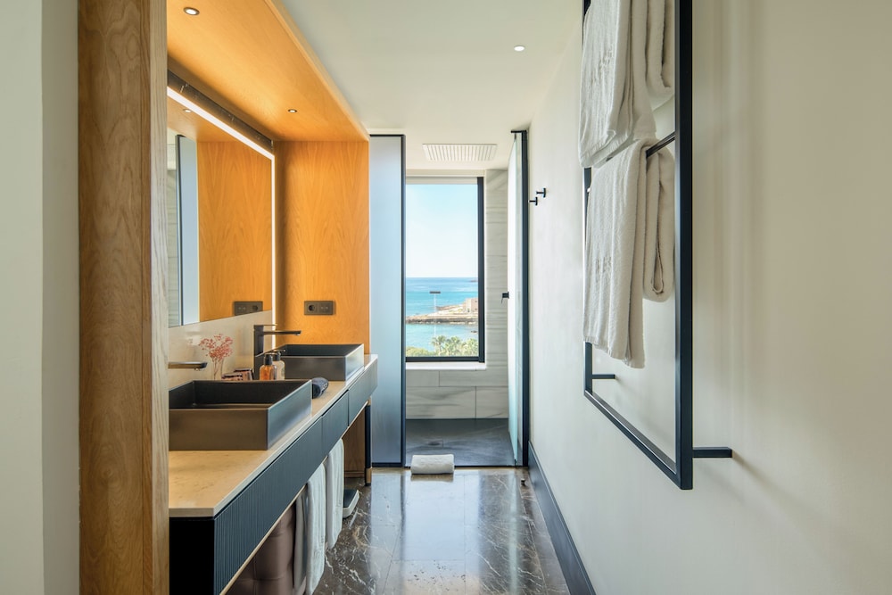 BLESS Ibiza Cala Nova - The Leading Hotels of the World — Hotel rooms in Santa Eulalia, Balearic Islands