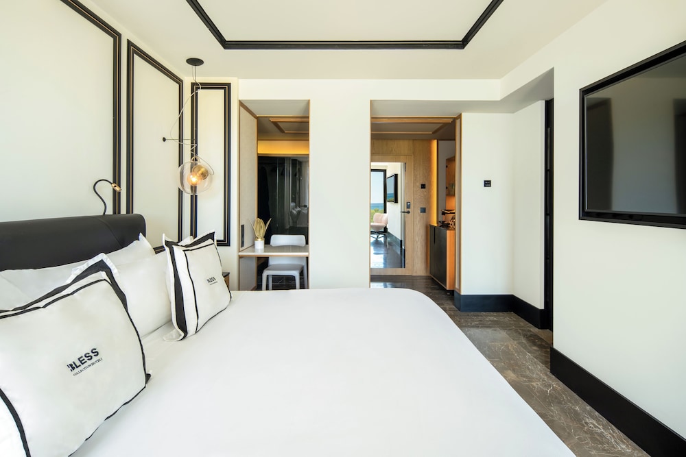 BLESS Ibiza Cala Nova - The Leading Hotels of the World — Hotel rooms in Santa Eulalia, Balearic Islands