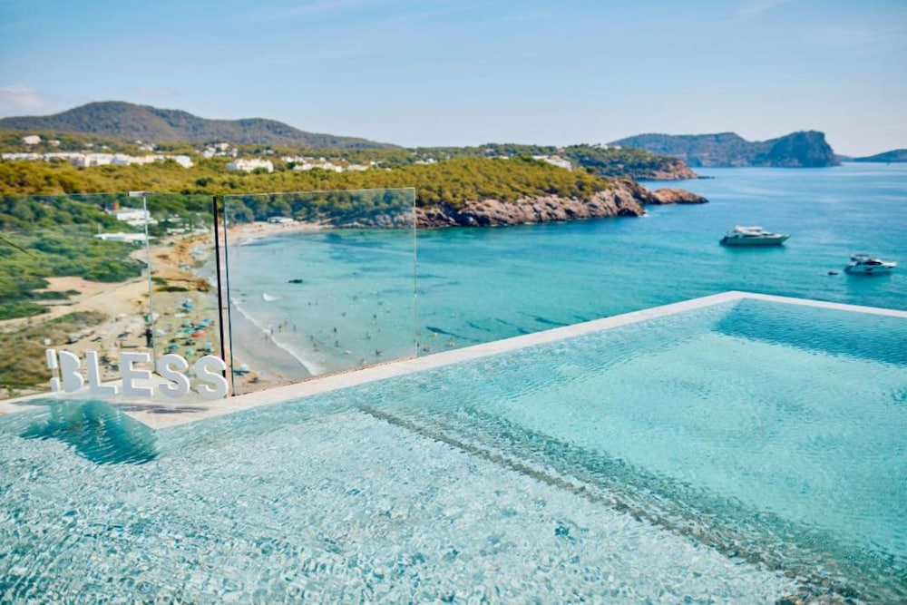 BLESS Ibiza Cala Nova - The Leading Hotels of the World - zdjęcie 3