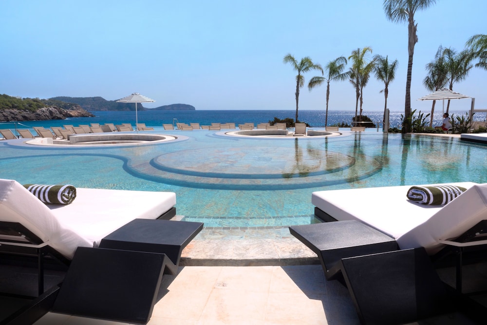 BLESS Ibiza Cala Nova - The Leading Hotels of the World — Swimming pool in Santa Eulalia, Balearic Islands
