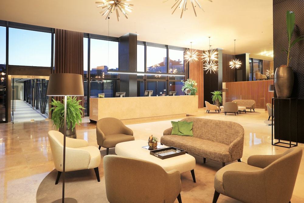 Iberostar Selection Lisboa — Hotel building in Lisbon, Lisboa