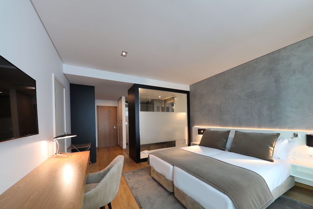 Iberostar Selection Lisboa — Hotel rooms in Lisbon, Lisboa