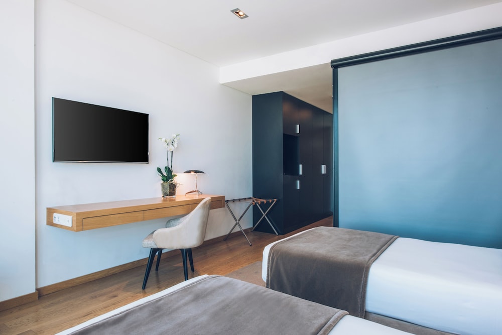 Iberostar Selection Lisboa — Hotel rooms in Lisbon, Lisboa