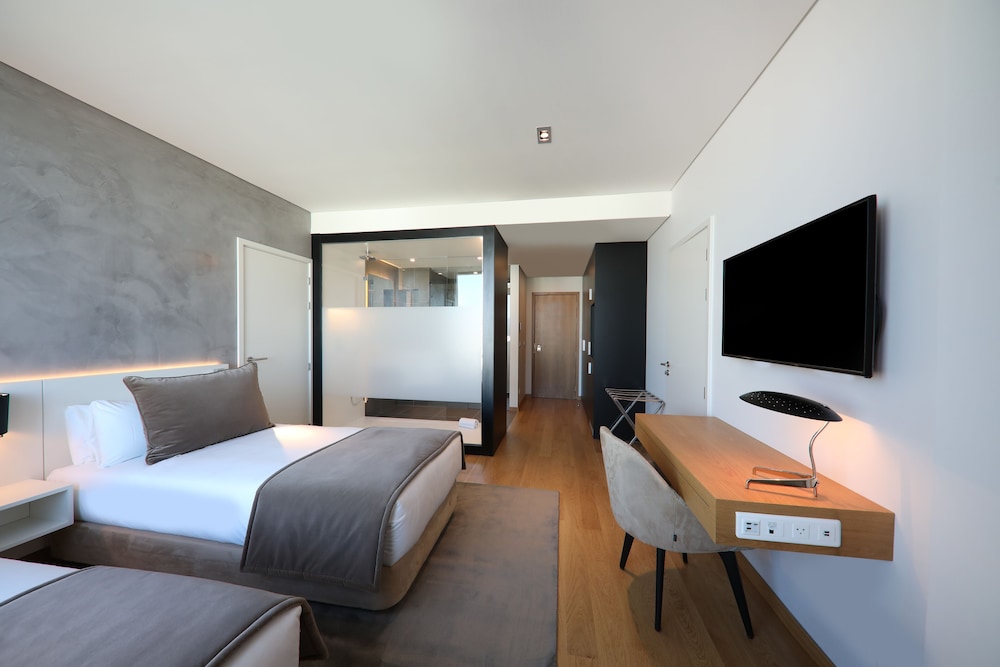 Iberostar Selection Lisboa — Hotel rooms in Lisbon, Lisboa