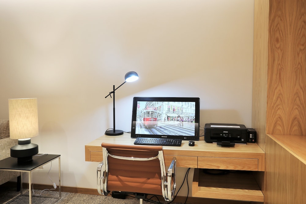 Iberostar Selection Lisboa — Hotel rooms in Lisbon, Lisboa