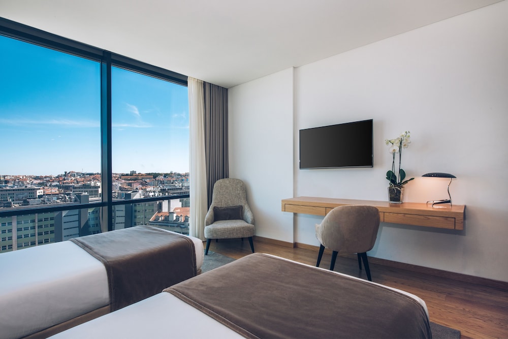 Iberostar Selection Lisboa — Hotel rooms in Lisbon, Lisboa