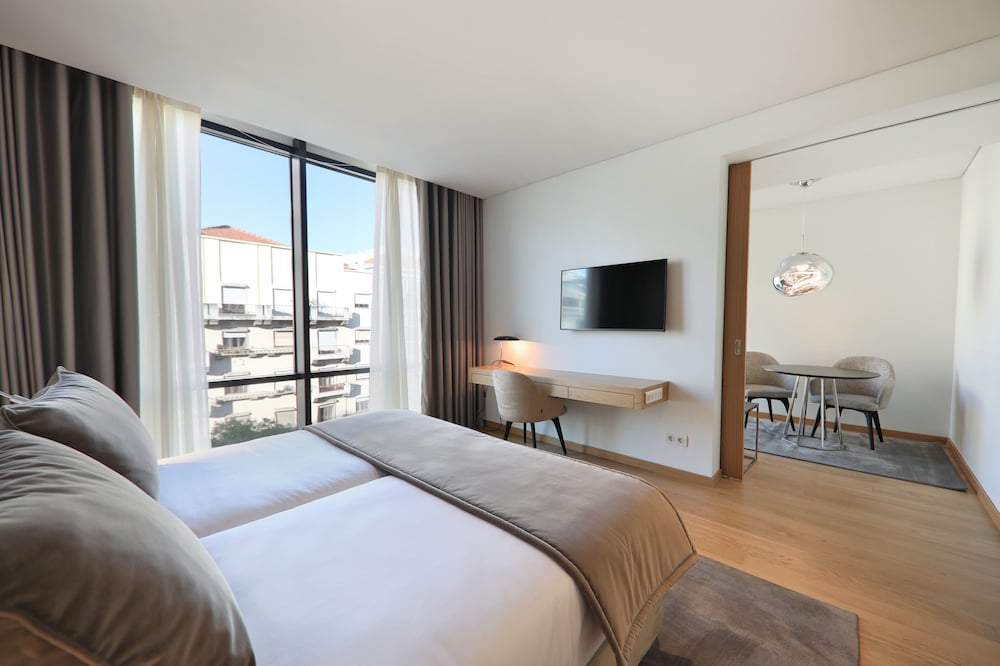 Iberostar Selection Lisboa — Hotel rooms in Lisbon, Lisboa