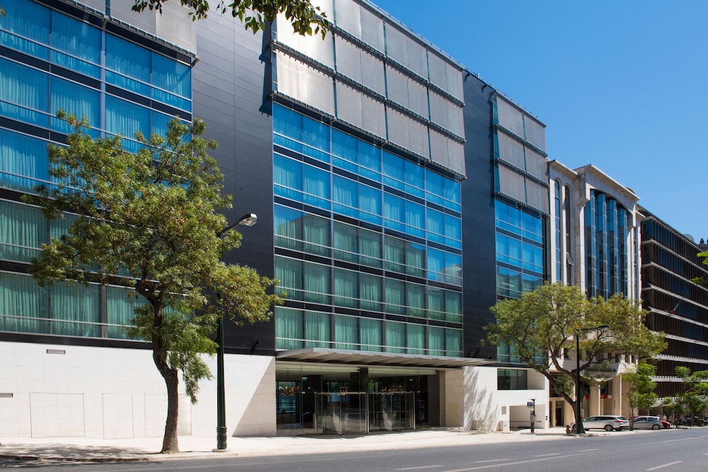 Iberostar Selection Lisboa — Hotel building in Lisbon, Lisboa