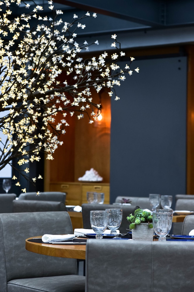 The Prime Energize Hotel & Spa — Restaurant & bars in Monte Gordo, Faro