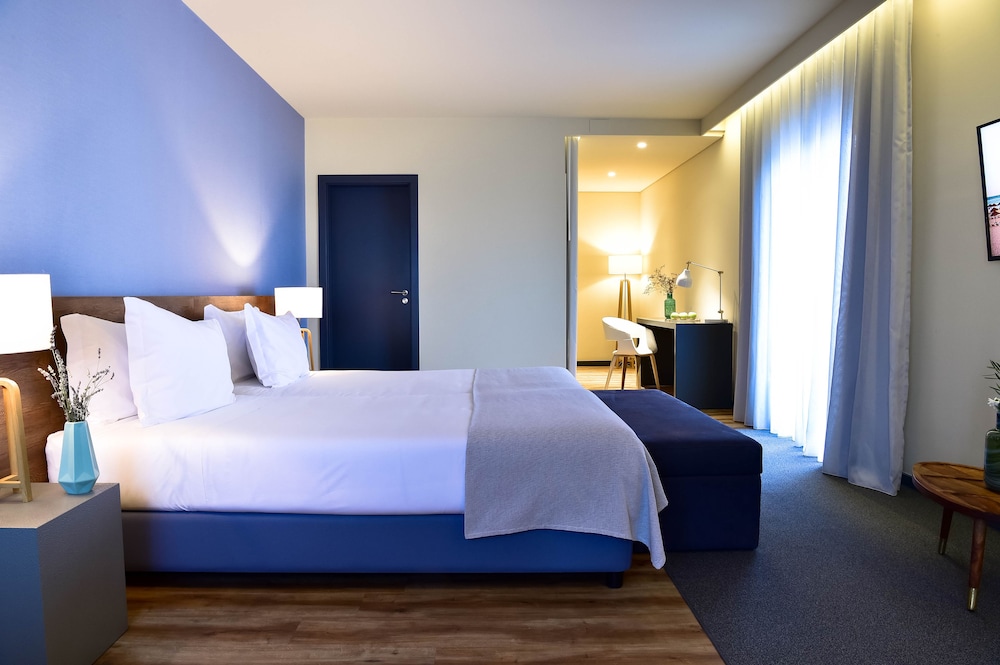 The Prime Energize Hotel & Spa — Hotel rooms in Monte Gordo, Faro