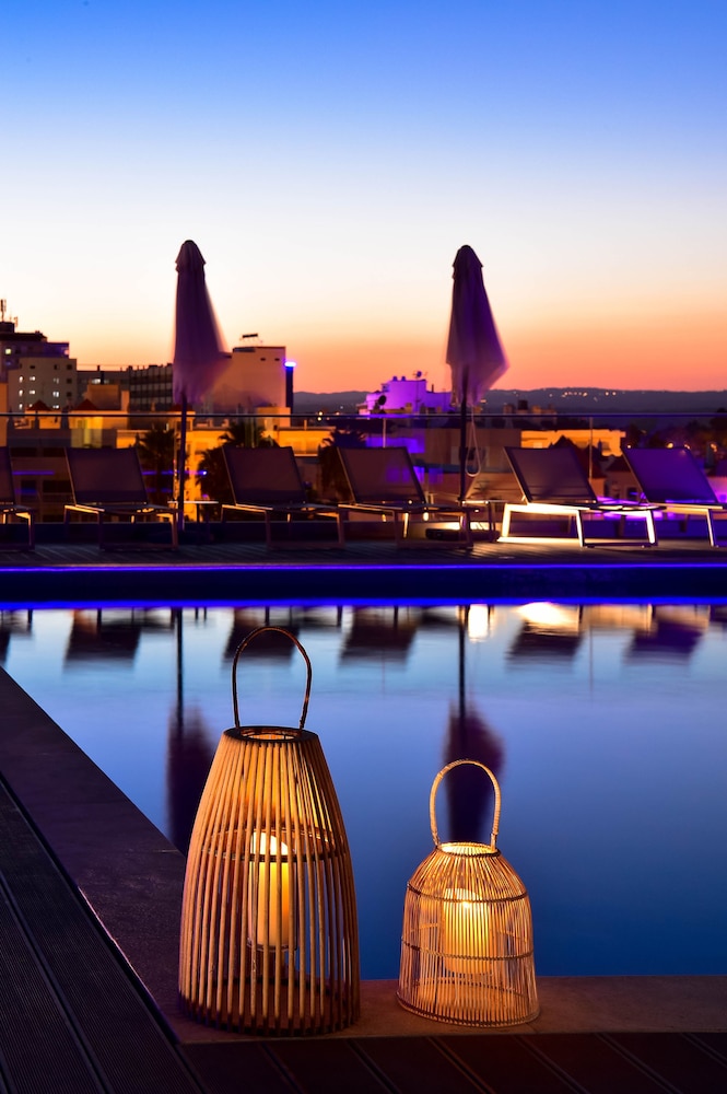 The Prime Energize Hotel & Spa — Swimming pool in Monte Gordo, Faro