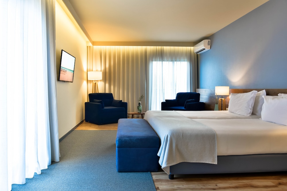 The Prime Energize Hotel & Spa — Hotel rooms in Monte Gordo, Faro