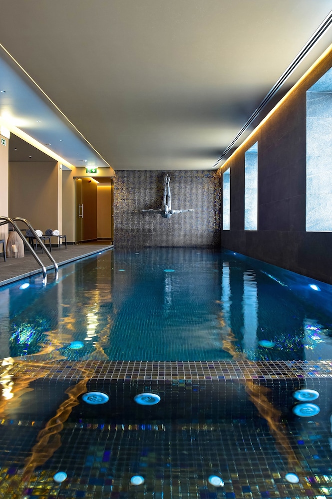 The Prime Energize Hotel & Spa — Swimming pool in Monte Gordo, Faro