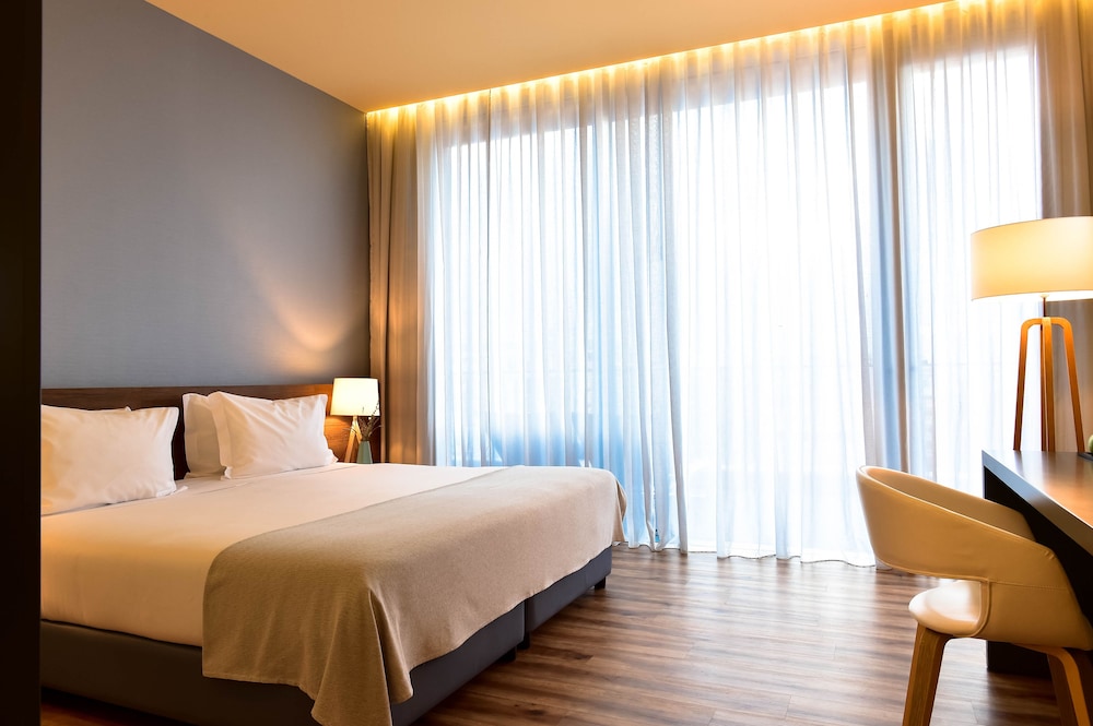 The Prime Energize Hotel & Spa — Hotel rooms in Monte Gordo, Faro