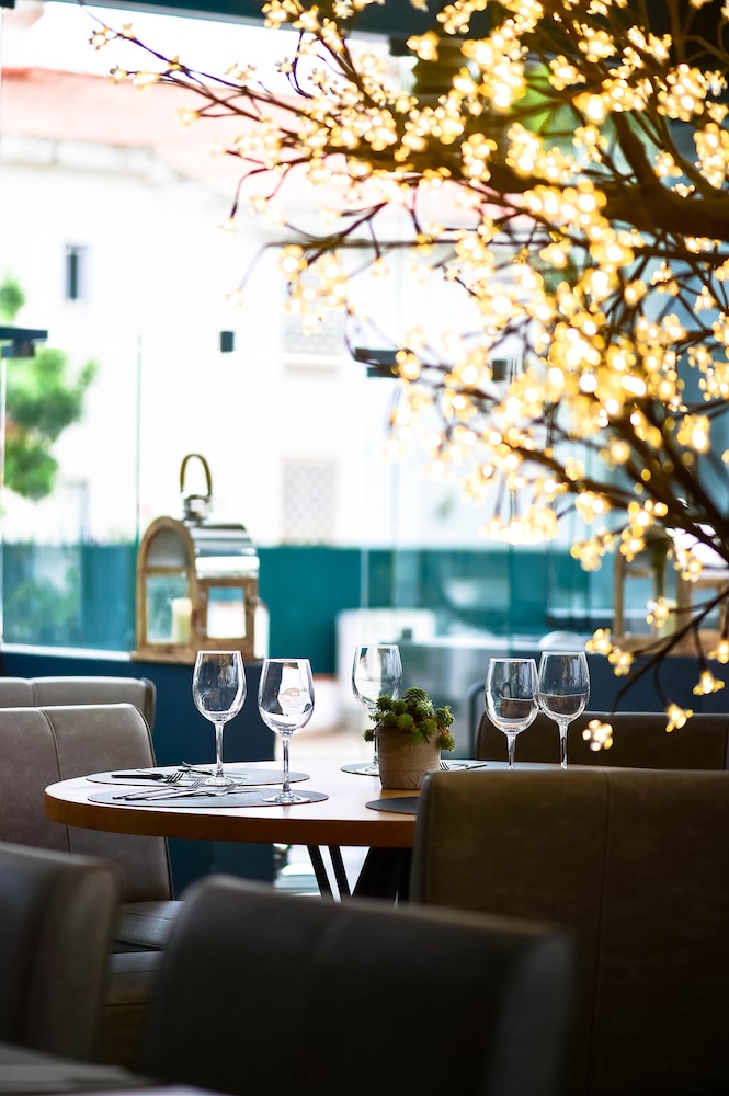 The Prime Energize Hotel & Spa — Restaurant & bars in Monte Gordo, Faro
