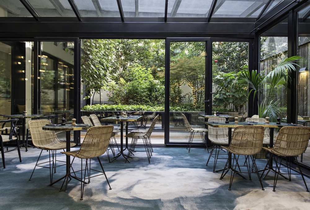 Hotel Parister & Spa — Hotel building in Paris, Ile-de-France