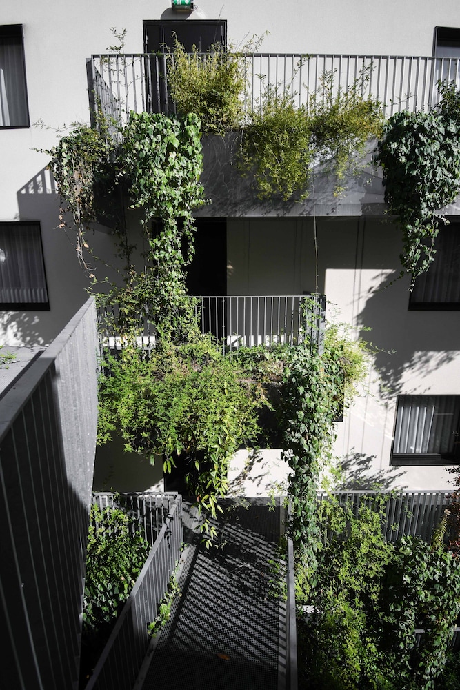Hotel Parister & Spa — Hotel building in Paris, Ile-de-France