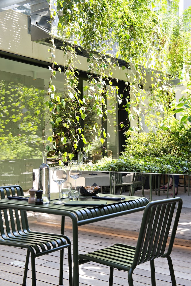 Hotel Parister & Spa — Restaurant & bars in Paris, Ile-de-France