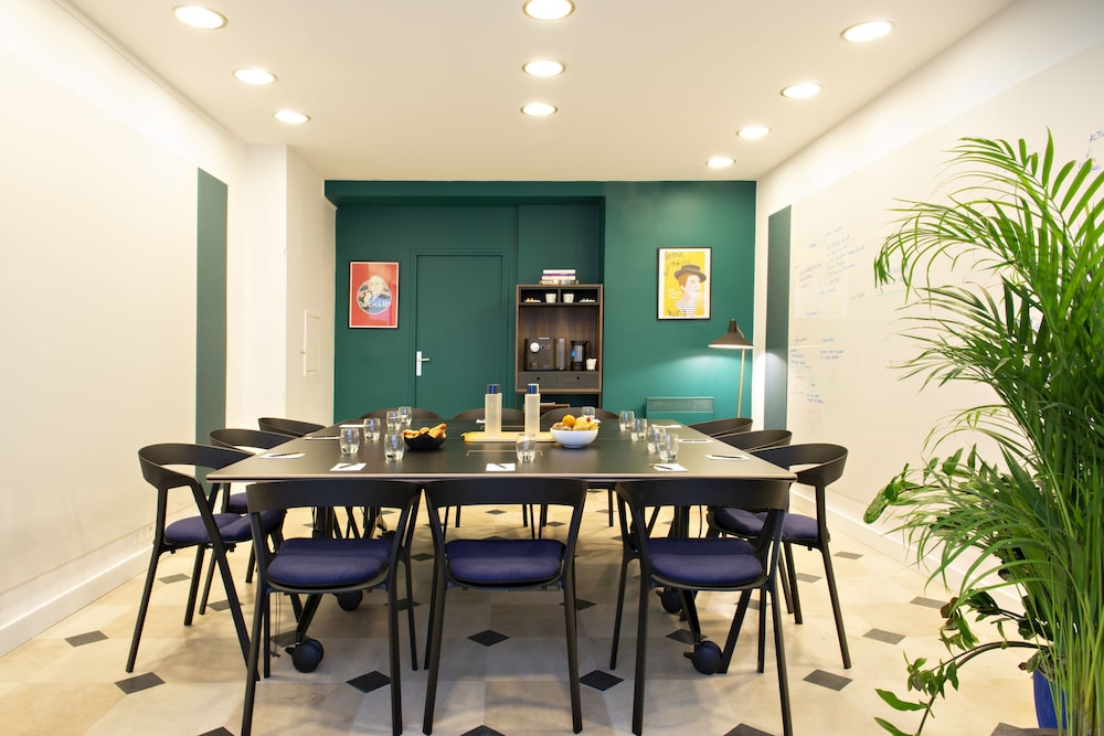 Hotel Parister & Spa — Restaurant & bars in Paris, Ile-de-France