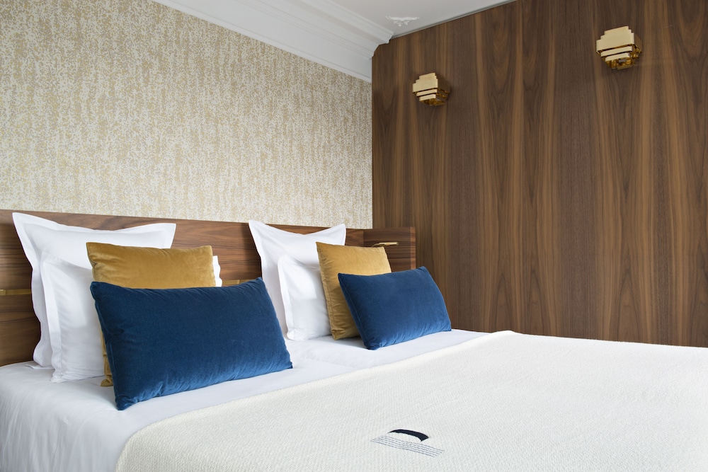Hotel Parister & Spa — Hotel rooms in Paris, Ile-de-France