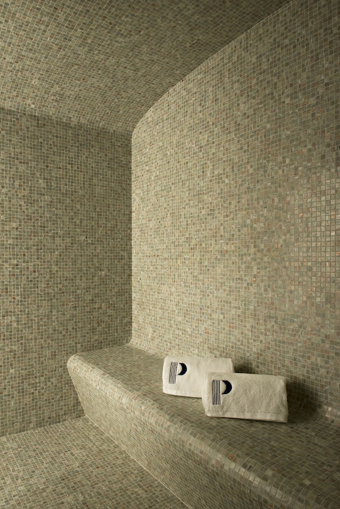 Hotel Parister & Spa — Hotel rooms in Paris, Ile-de-France