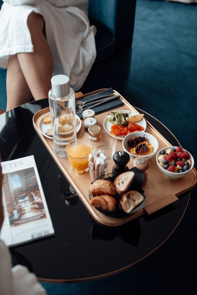 Hotel Parister & Spa — Restaurant & bars in Paris, Ile-de-France