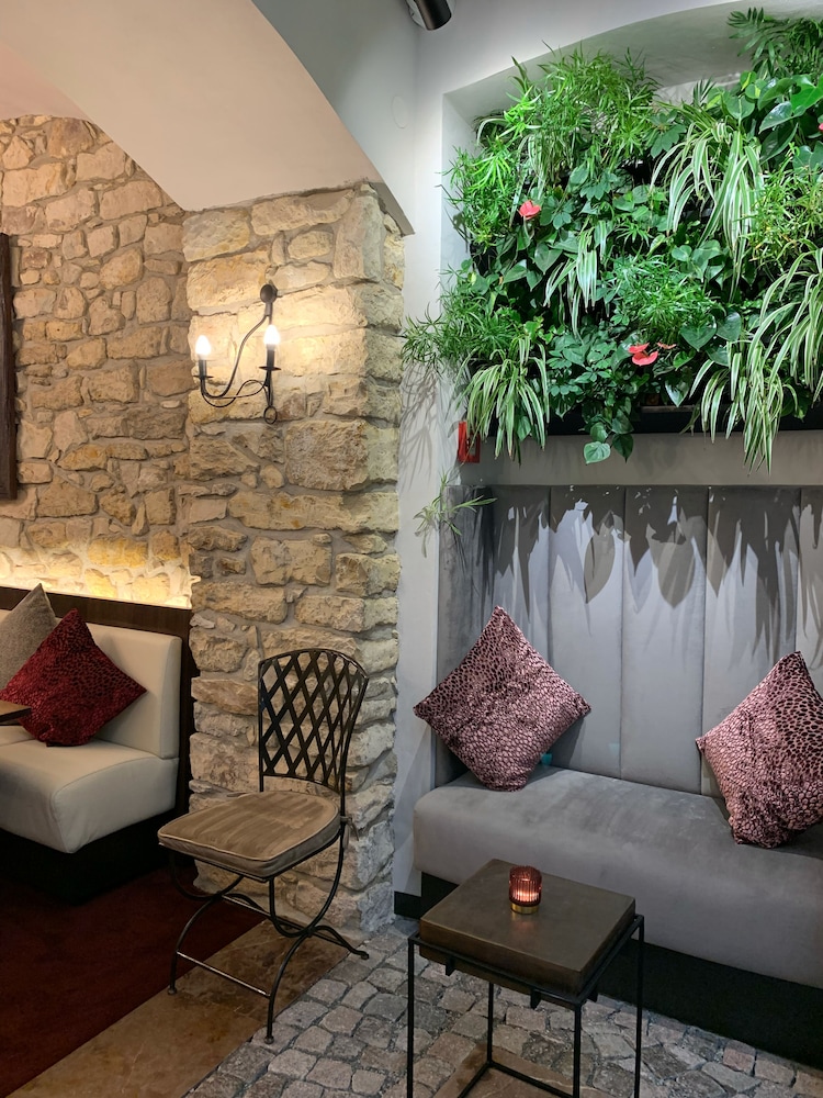 Hotel Residence Agnes — Restaurant & bars in Prague, Prague