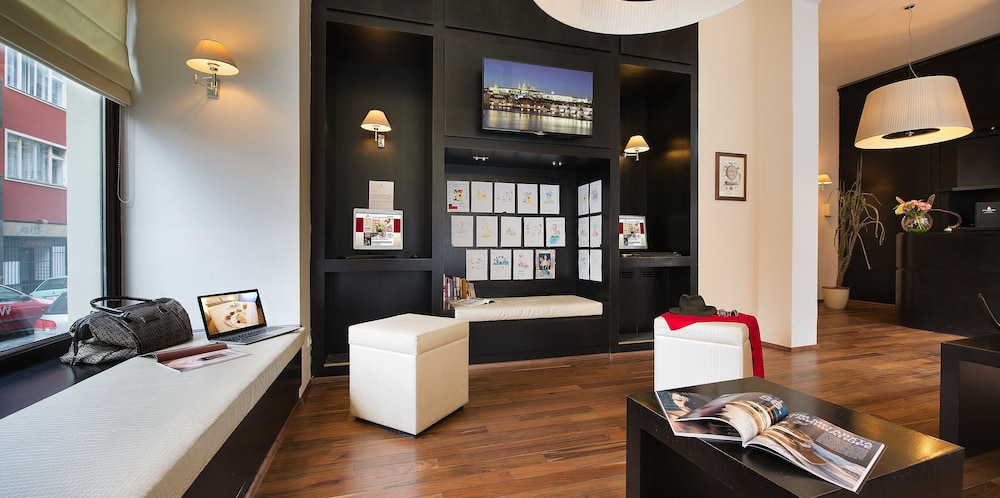 Hotel Suite Home Prague — Hotel rooms in Prague, Prague