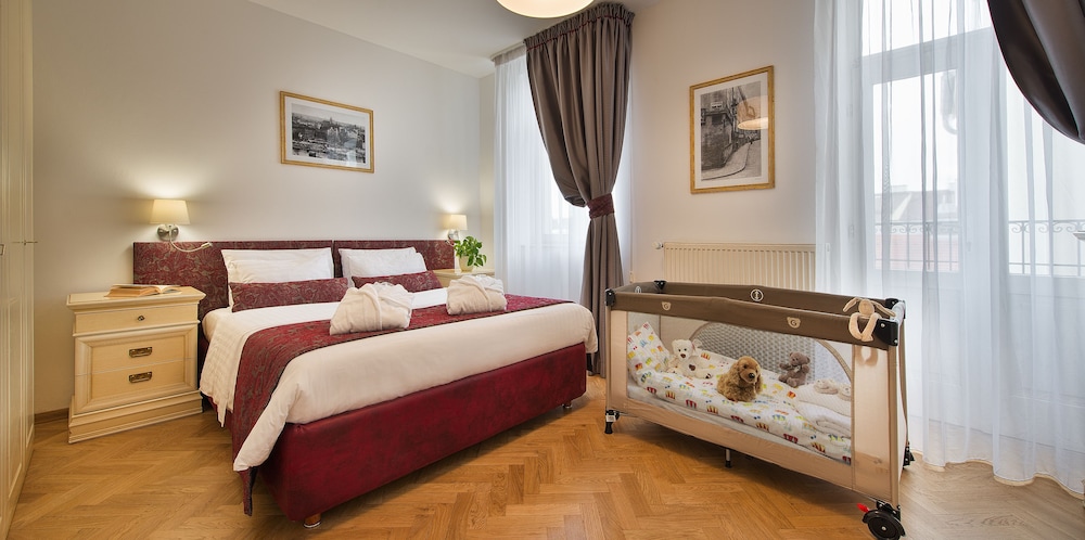 Hotel Suite Home Prague — Hotel rooms in Prague, Prague
