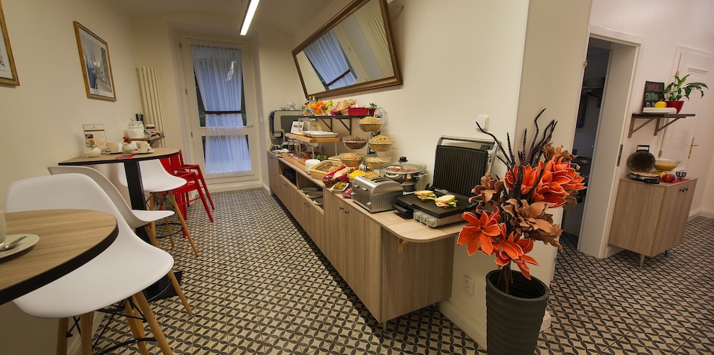 Hotel Suite Home Prague — Restaurant & bars in Prague, Prague