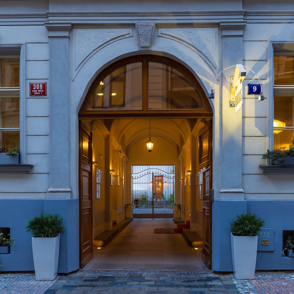 Unitas Hotel - zdjęcie 2