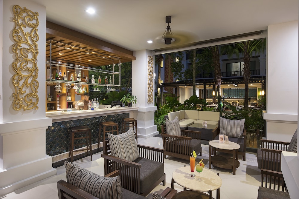Centara Anda Dhevi Resort and Spa Krabi — Restaurant & bars in Ao Nang, Krabi