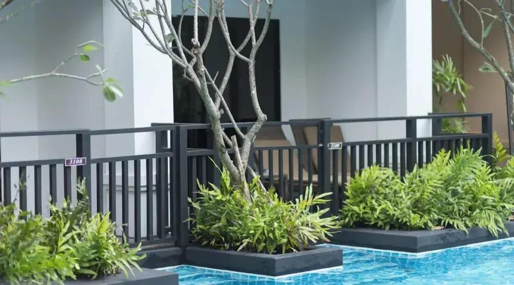 Centara Anda Dhevi Resort and Spa Krabi — Swimming pool in Ao Nang, Krabi